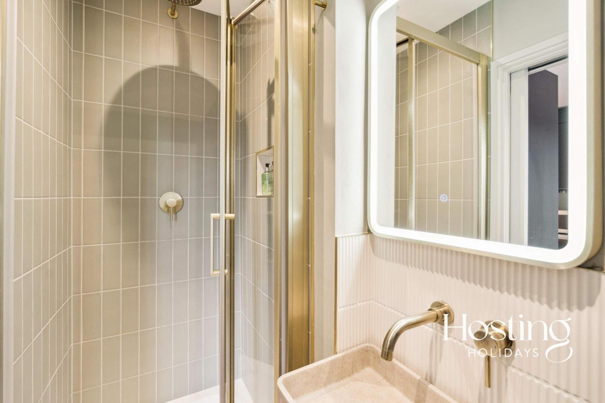 The Loft - 1 Bed Luxury Apartment With Bathtub Henley-on-Thames Екстер'єр фото